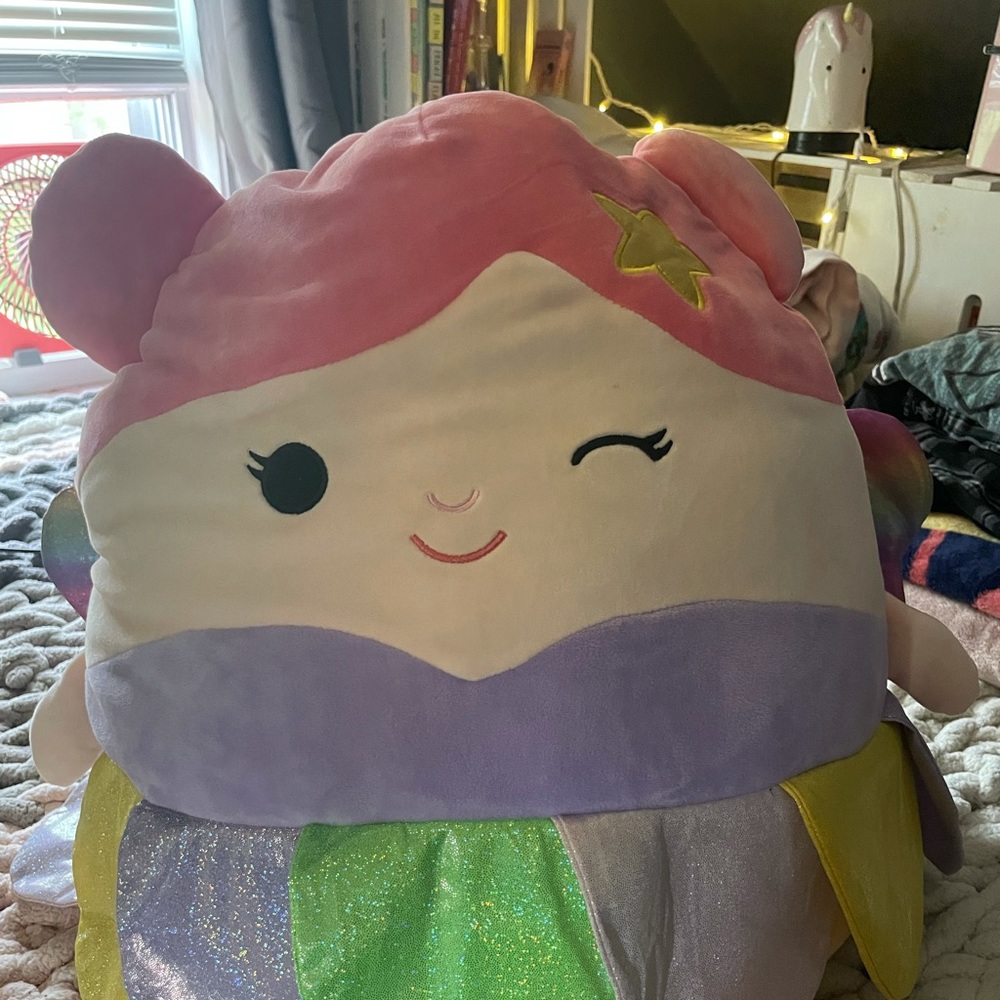 FAIRY SQUISHMALLOW